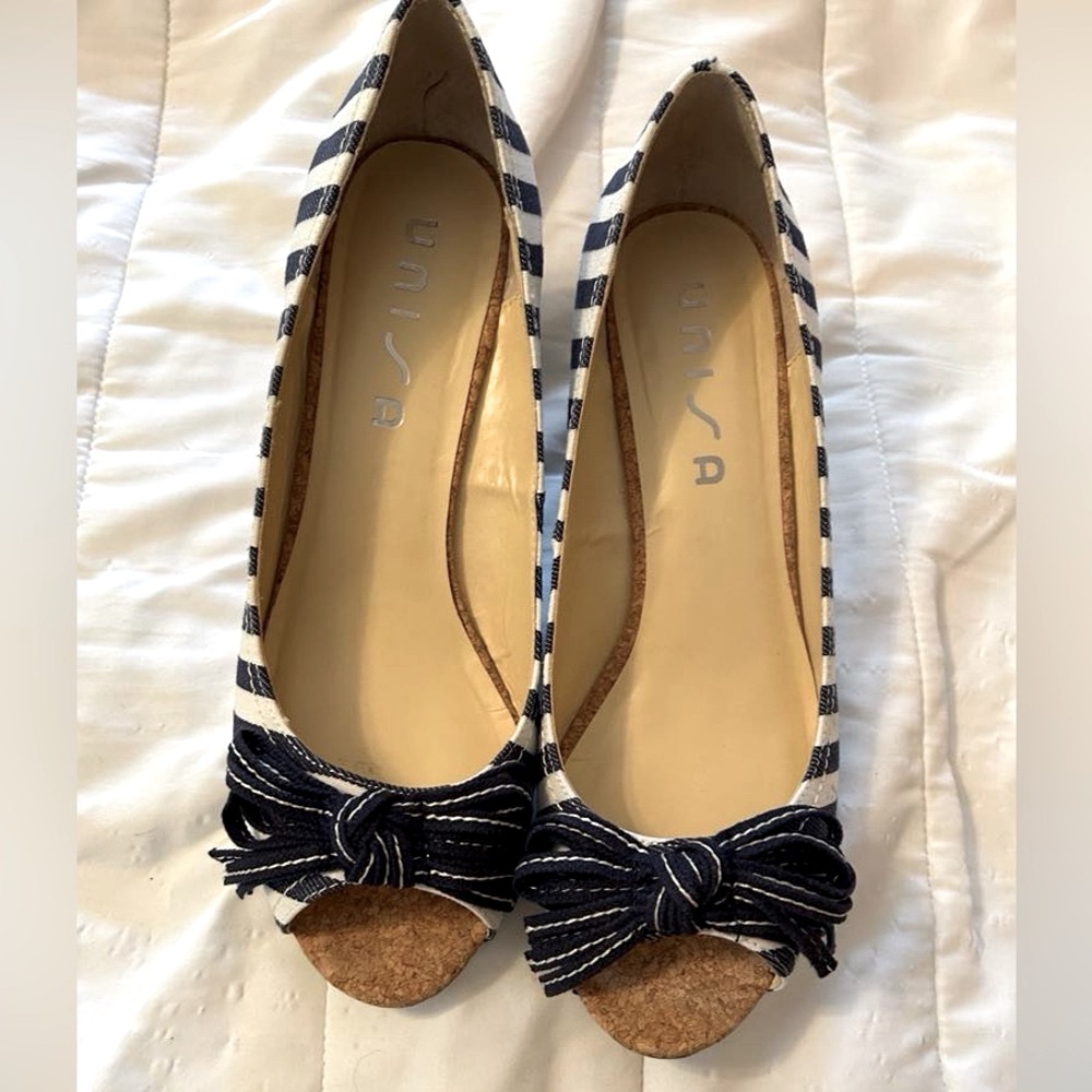 Unisa Blue and White Wedges with Elegant Bow